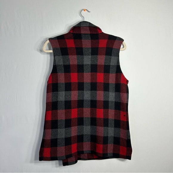 CHAPS Ralph Lauren Buffalo Check Plaid Red Black Asymmetrical Full Zip Vest Sz M - Picture 2 of 13